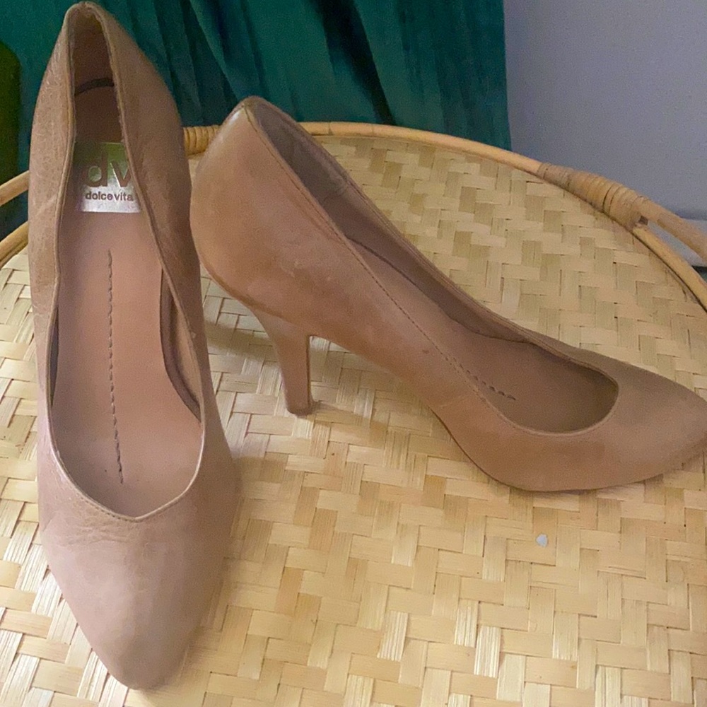 Tan heels